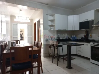 Casa com 3 Quartos à venda, 100m² no Vila Carrão, São Paulo