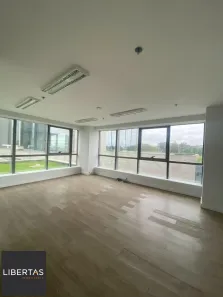 Sala Comercial com 3 Quartos à venda, 136m² no Praia de Belas, Porto Alegre