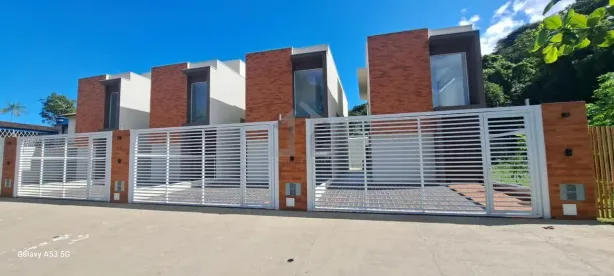 Sobrado com 3 Quartos à venda, 136m² no Bairro de Juquehy, São Sebastião