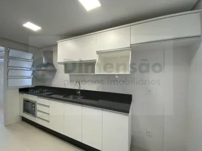 Apartamento com 2 Quartos para alugar, 77m² no Córrego Grande, Florianópolis