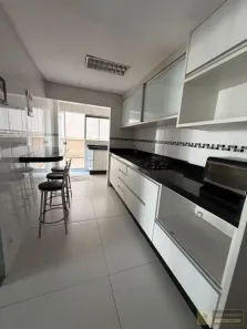 Apartamento com 2 Quartos para alugar, 110m² no Centro, Balneário Camboriú