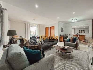 Casa de Condomínio com 3 Quartos à venda, 375m² no Vila Zezé, Jacareí