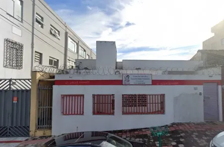 Imóvel Comercial com 8 Quartos para alugar, 400m² no São Lucas, Belo Horizonte