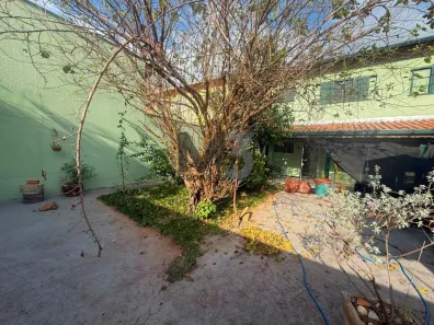 Casa com 3 Quartos para alugar, 242m² no Jardim Alto da Barra, Campinas