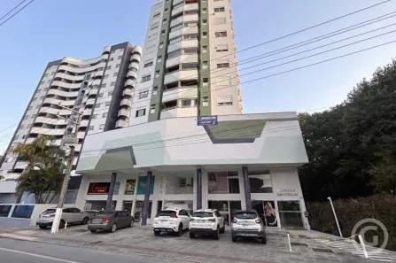 Apartamento com 2 Quartos para alugar, 66m² no Córrego Grande, Florianópolis