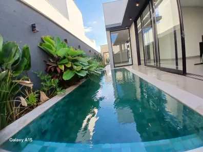 Casa de Condomínio com 3 Quartos à venda, 201m² no Jardim Botânico, Uberlândia