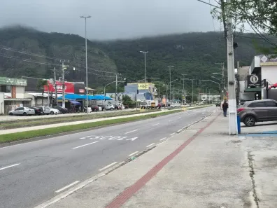 Lote/Terreno à venda, 960m² no Itaipu, Niterói
