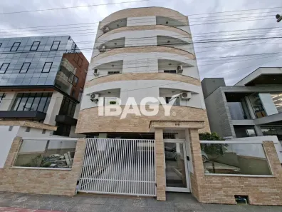 Apartamento com 2 Quartos para alugar, 55m² no Pedra Branca, Palhoça