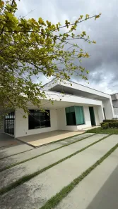 Casa com 3 Quartos à venda, 210m² no Ponta Negra, Manaus