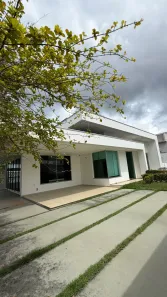 Casa de Condomínio com 3 Quartos à venda, 210m² no Ponta Negra, Manaus