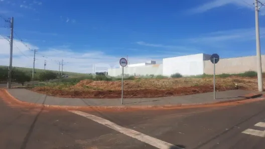 Lote/Terreno à venda, 250m² no Jardim Letícia, São Carlos