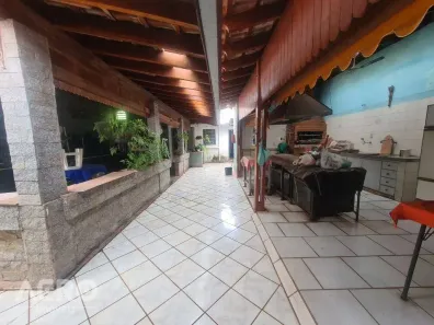 Casa com 3 Quartos à venda, 354m² no Jardim Estoril, Bauru