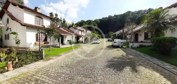 Casa de Condomínio com 3 Quartos à venda, 171m² no Várzea, Teresópolis
