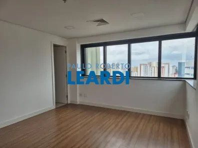 Ponto Comercial com 3 Quartos para alugar, 39m² no Aclimação, São Paulo