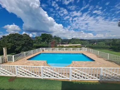 Fazenda/Sítio com 3 Quartos para alugar, 647m² no Medeiros, Jundiaí