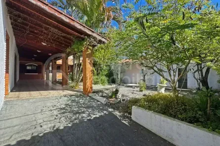 Casa com 8 Quartos à venda, 356m² no Parque Balneario Oasis, Peruíbe