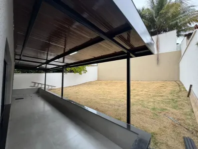 Casa de Condomínio com 4 Quartos à venda, 150m² no Água Branca, Goiânia