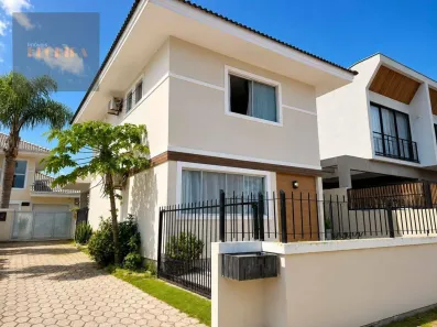 Casa com 3 Quartos à venda, 120m² no Campeche, Florianópolis