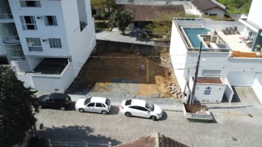 Lote/Terreno à venda, 300m² no Vila Nova, Blumenau