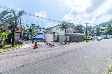 Casa com 3 Quartos à venda, 241m² no Anil, Rio de Janeiro