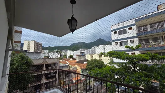 Apartamento com 2 Quartos para alugar, 75m² no Grajaú, Rio de Janeiro