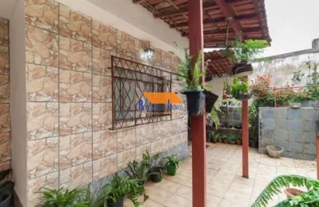 Casa com 4 Quartos à venda, 275m² no Goiânia, Belo Horizonte