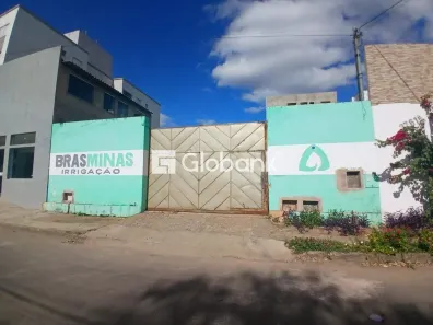 Lote/Terreno para alugar, 435m² no Augusta Mota, Montes Claros