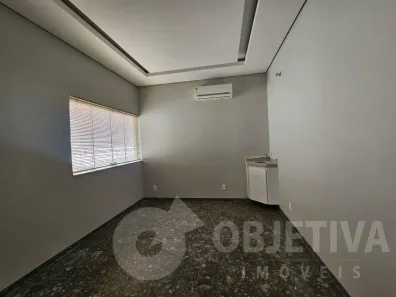 Sala Comercial para alugar, 20m² no Martins, Uberlândia