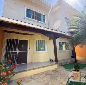 Casa com 4 Quartos à venda, 241m² no Lagoa, Macaé