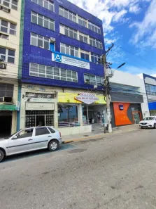 Sala Comercial à venda, 118m² no Centro, Araruama