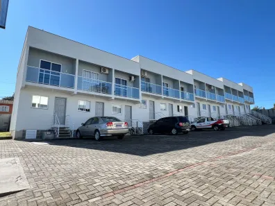 Casa com 2 Quartos à venda, 64m² no Santo Antônio, Criciúma