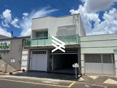 Ponto Comercial para alugar, 150m² no Nossa Senhora Aparecida, Uberlândia