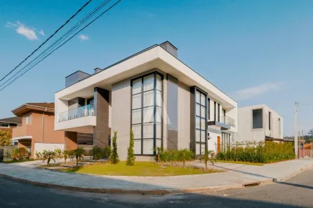 Casa de Condomínio com 4 Quartos à venda, 382m² no Pirabeiraba (Pirabeiraba), Joinville