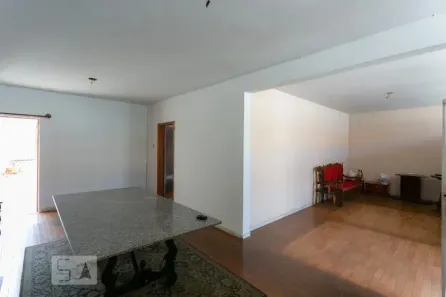Casa com 5 Quartos à venda, 320m² no Cachoeirinha, Belo Horizonte