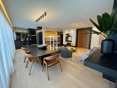 Apartamento com 3 Quartos à venda, 160m² no Cambuí, Campinas