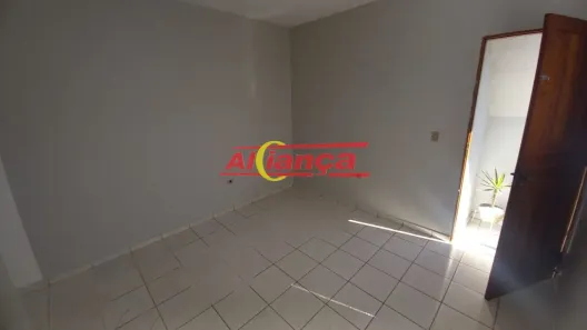 Casa com 1 Quarto para alugar, 40m² no Cidade Aracilia, Guarulhos