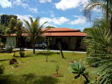 Fazenda/Sítio com 4 Quartos à venda, 260m² no Chácaras Americanas, Anápolis