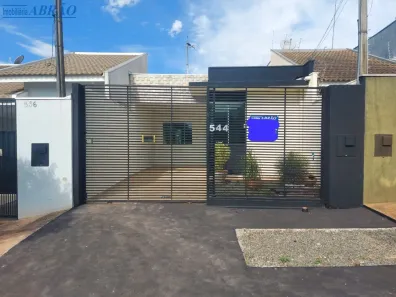 Casa com 2 Quartos à venda, 83m² no Loteamento Sumaré, Maringá