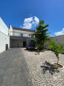 Sobrado com 2 Quartos à venda, 196m² no Loteamento Portal do Vale II, Uberlândia