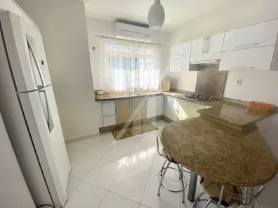Casa com 3 Quartos à venda, 300m² no Velha, Blumenau