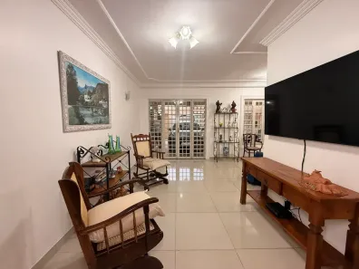 Sobrado com 4 Quartos à venda, 344m² no Parque Iracema, Fortaleza