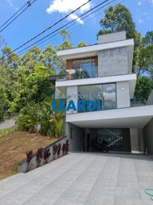 Casa de Condomínio com 3 Quartos à venda, 295m² no Residencial Real Park, Arujá