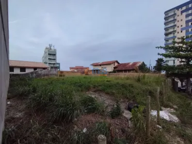 Lote/Terreno à venda, 403m² no Imbetiba, Macaé