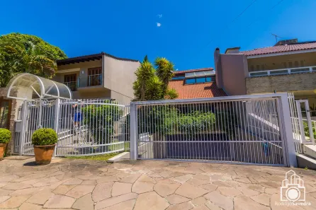 Casa com 6 Quartos à venda, 750m² no Boa Vista, Porto Alegre