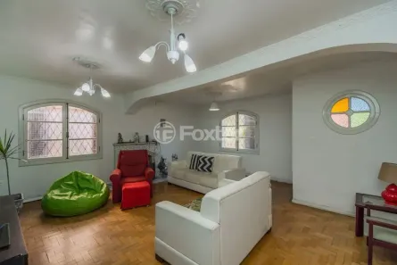 Casa com 5 Quartos à venda, 250m² no Glória, Porto Alegre
