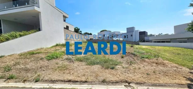 Lote/Terreno à venda, 330m² no Jardim São Marcos, Valinhos