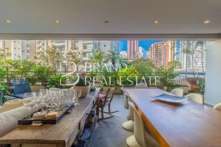 Casa de Condomínio com 3 Quartos à venda, 220m² no Vila Alexandria, São Paulo