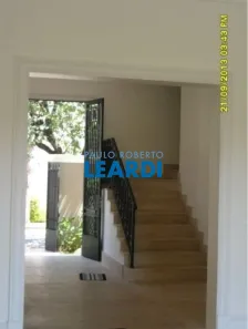 Sobrado com 4 Quartos à venda, 770m² no Jardim Everest, São Paulo