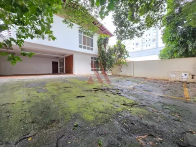 com 7 Quartos para alugar, 330m² no Setor Marista, Goiânia