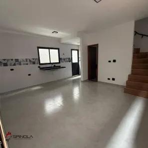 Casa de Condomínio com 2 Quartos à venda, 54m² no Caiçara, Praia Grande